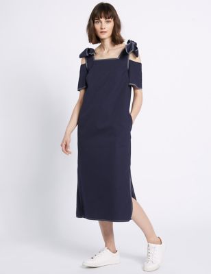 Cold Shoulder Contrast Stitch Midi Dress